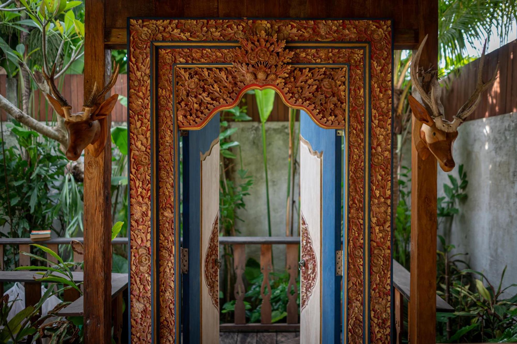 Kubu Kayu Villas Seminyak  Bagian luar foto